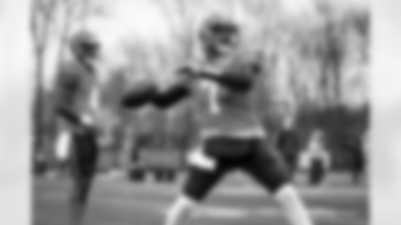 Quarterback Jacoby Brissett (7) during practice at CrossCountry Mortgage Campus on November 16, 2022.