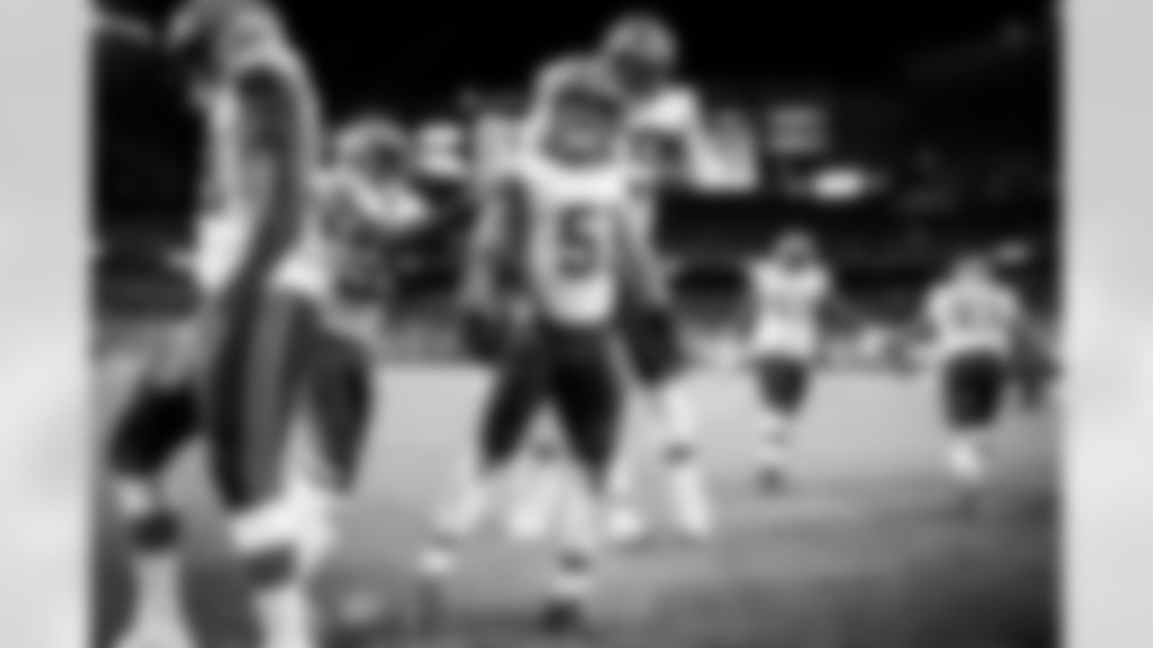 Linebacker Jordan Kunaszyk (51) during a preseason NFL football game between the Chicago Bears and Cleveland Browns on August 27, 2022 at FirstEnergy Stadium. The Browns lost 21-20.