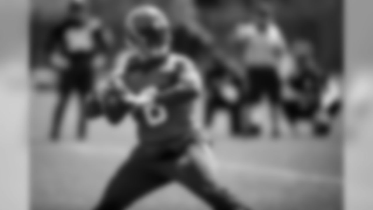 Quarterback Baker Mayfield (6) during the third practice of OTAs on May 16, 2019