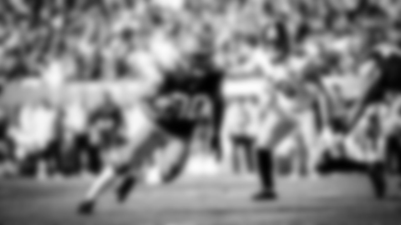 The Cleveland Browns play the Pittsburgh Steelers at FirstEnergy Stadium in Week 8 of the 2021 NFL season.
