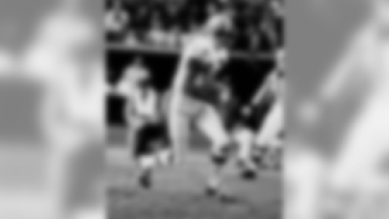 Paul Warfield