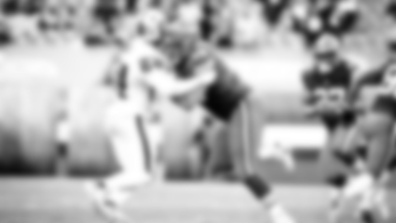The Cleveland Browns play the Las Vegas Raiders at FirstEnergy Stadium in Week 8.