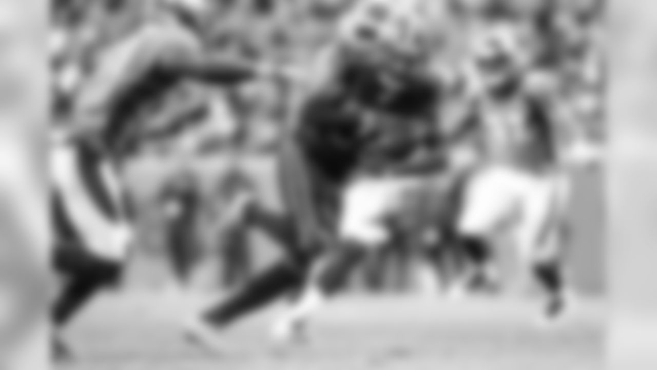 Cleveland Browns at Denver Broncos on November 4, 2019 at Empower Field at Mile High.