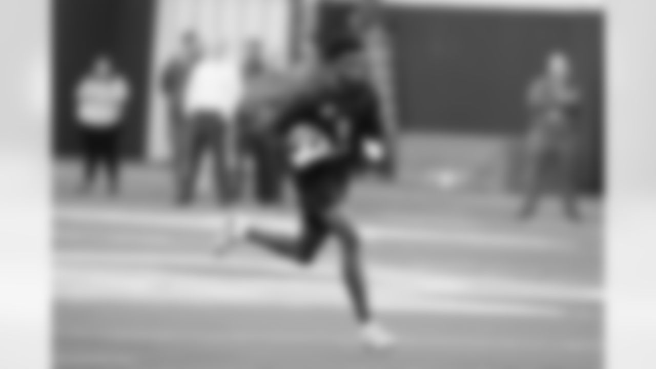 Wide receiver Tyquan Thornton runs with the ball during Baylor's NFL Pro Day in Waco, Texas, Wednesday, March 30, 2022. (AP Photo/LM Otero)