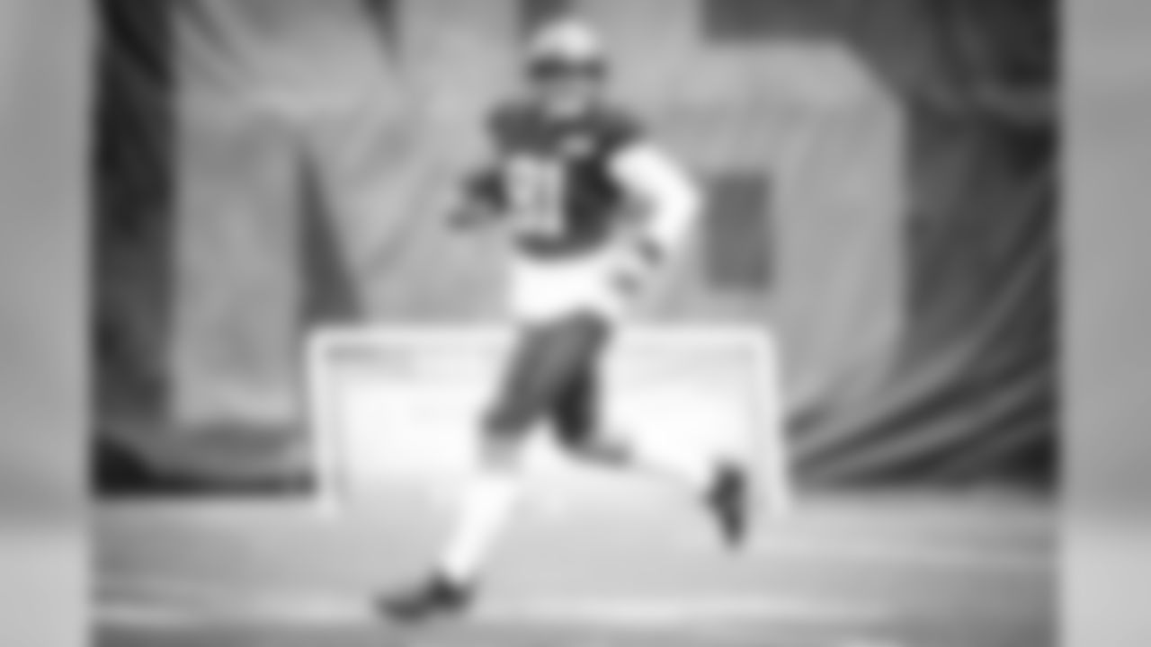Tight end Austin Hooper (81) during practice on August 17, 2020