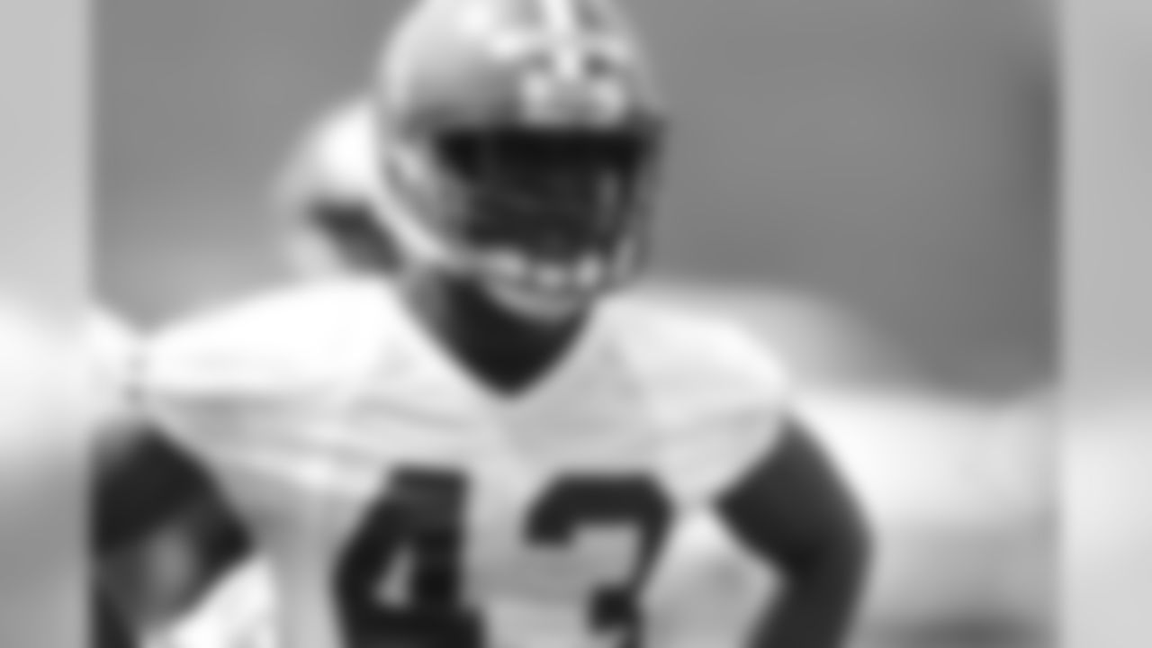 DB Charles Gaines