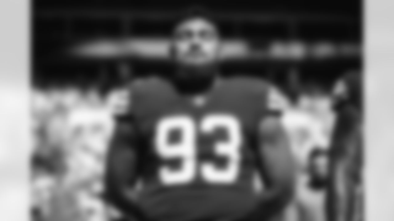Defensive tackle Tommy Togiai (93) before a NFL football game between the Cleveland Browns and Miami Dolphins on November 13, 2022 at Hard Rock Stadium. The Browns lost 17-39.