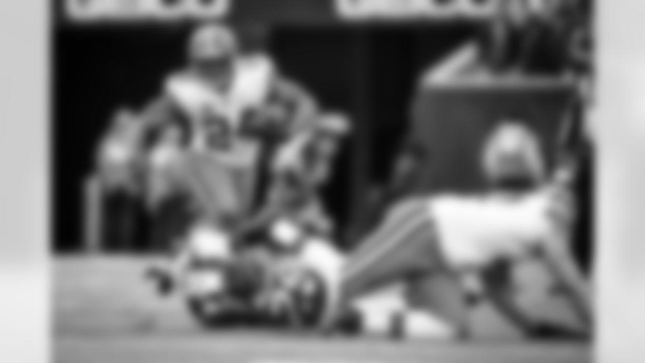 Running back Nick Chubb (24) during a NFL football game between the Cleveland Browns and Cincinnati Bengals on December 11, 2022 at Paycor Stadium. The Browns lost 23-10.