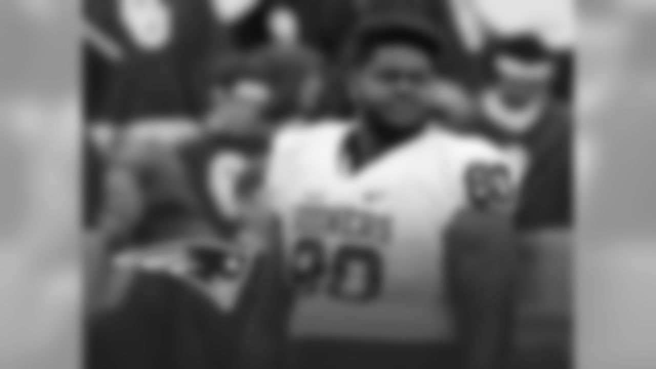 Round 1 – Pick 32 – DT Jordan Phillips
