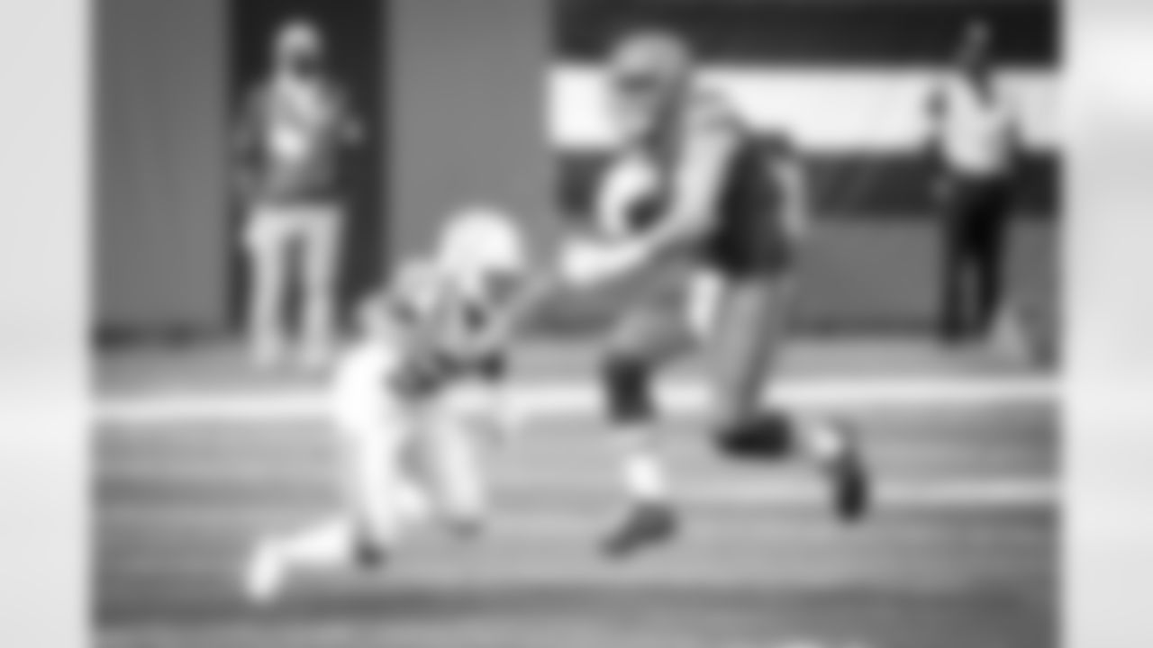 Tight end Austin Hooper (81) during a NFL football game between the Indianapolis Colts and Cleveland Browns on October 11, 2020 at FirstEnergy Stadium. The Browns won 32-23.