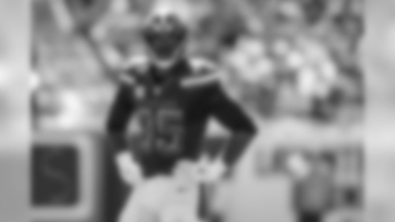 Check out our favorite photos of David Njoku and Myles Garrett