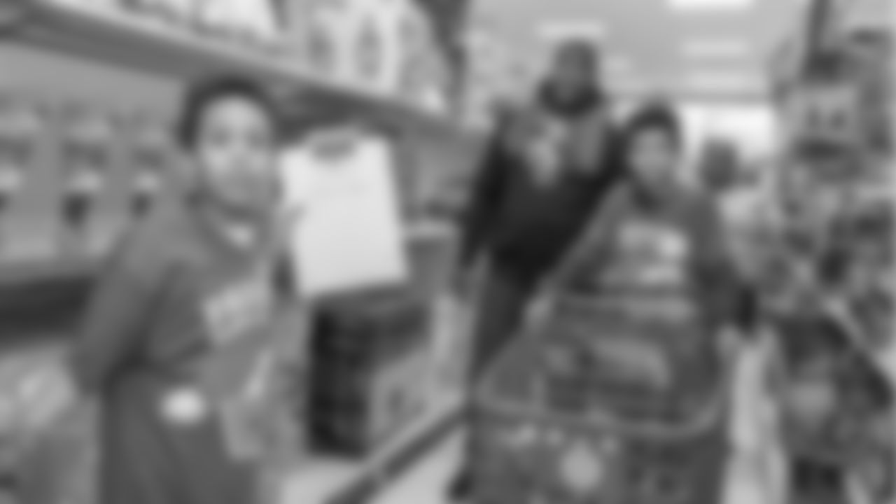 121918-PassingJoy-15
