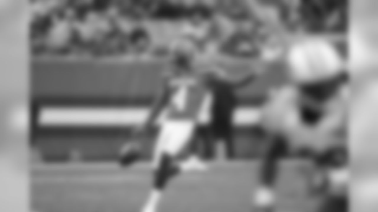 P Britton Colquitt punts in the second half.