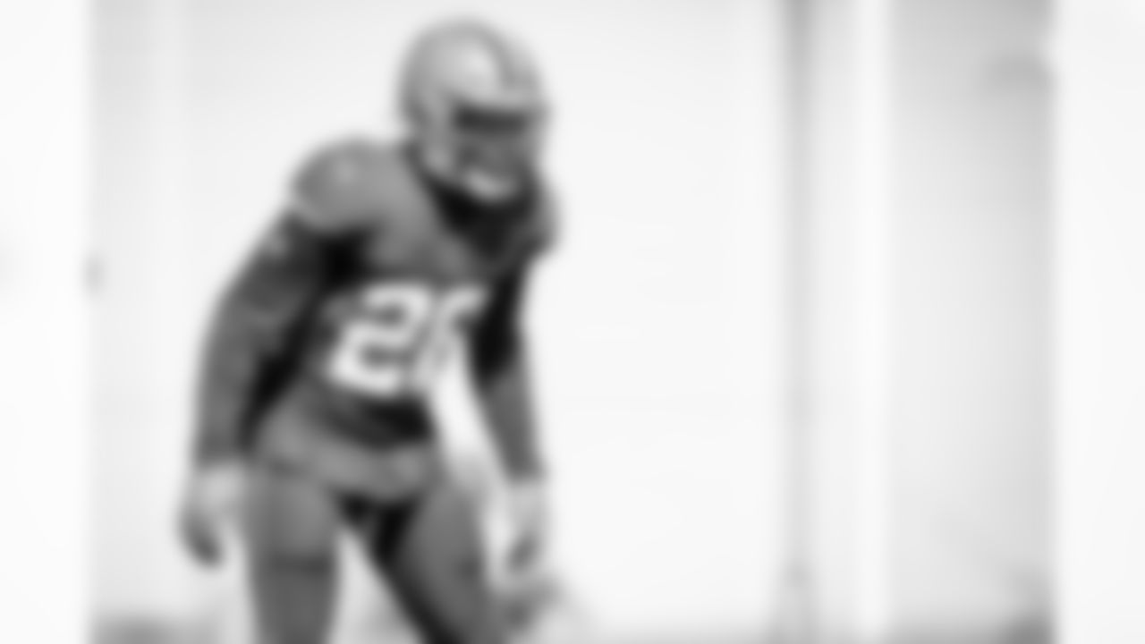 Linebacker Jeremiah Owusu-Koramoah (28) during practice on September 29, 2021.