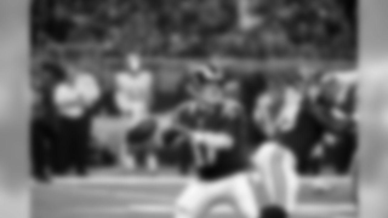 St. Louis Rams quarterback Case Keenum throws during the first quarter of an NFL football game against the Detroit Lions Sunday, Dec. 13, 2015, in St. Louis. (AP Photo/L.G. Patterson)
