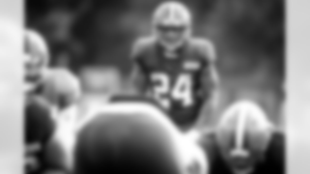 Running Back Nick Chubb (24) during practice on September 1, 2020