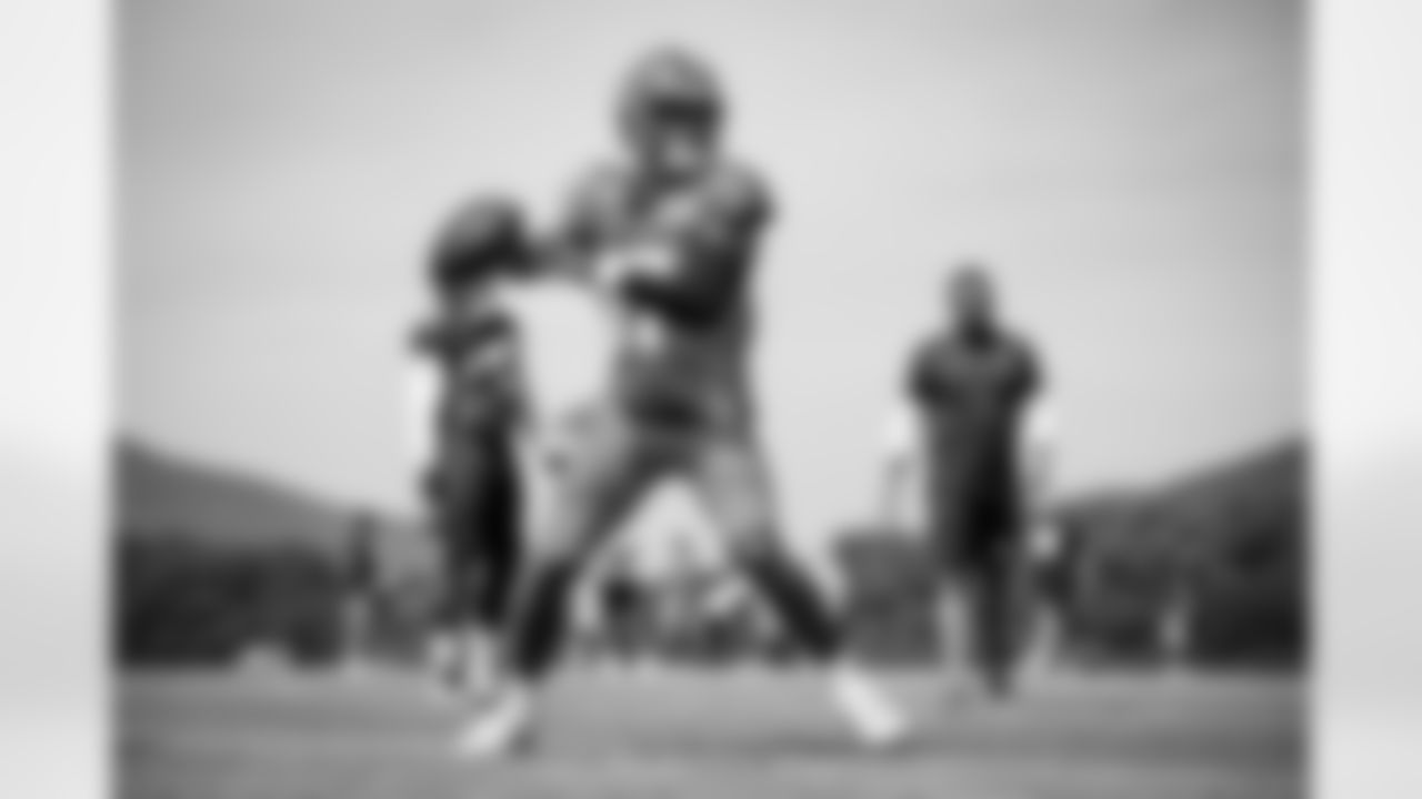 Quarterback Dorian Thompson-Robinson (17) during Day 4 of Training Camp at The Greenbrier on July 28, 2023.