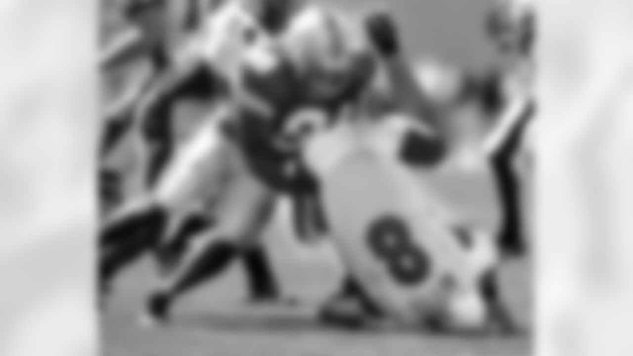 Take a look at Browns safety Donte Whitner's Buckeye career for the upcoming OSU vs. Oregon match up in the 2015 College Football Playoff Championship.