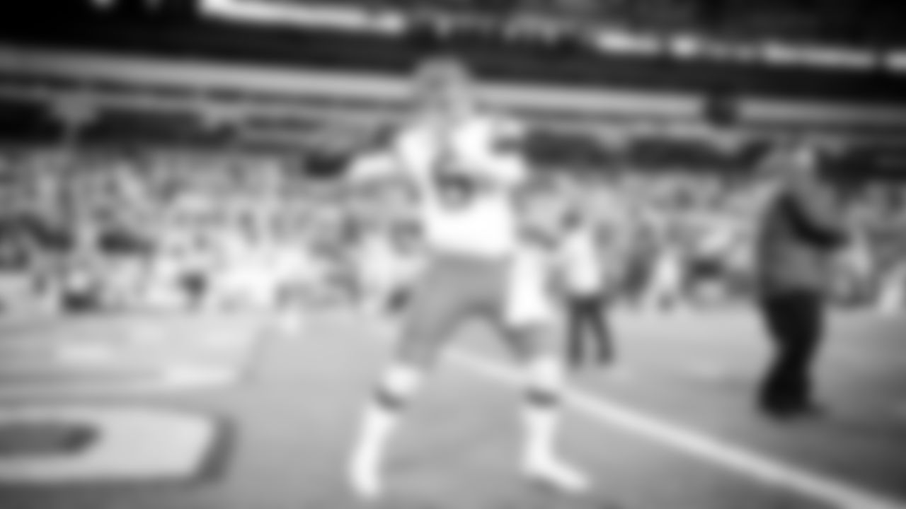 The Cleveland Browns prepare to face the Pittsburgh Steelers at Heinz Field in Week 17 of the 2021 NFL season.