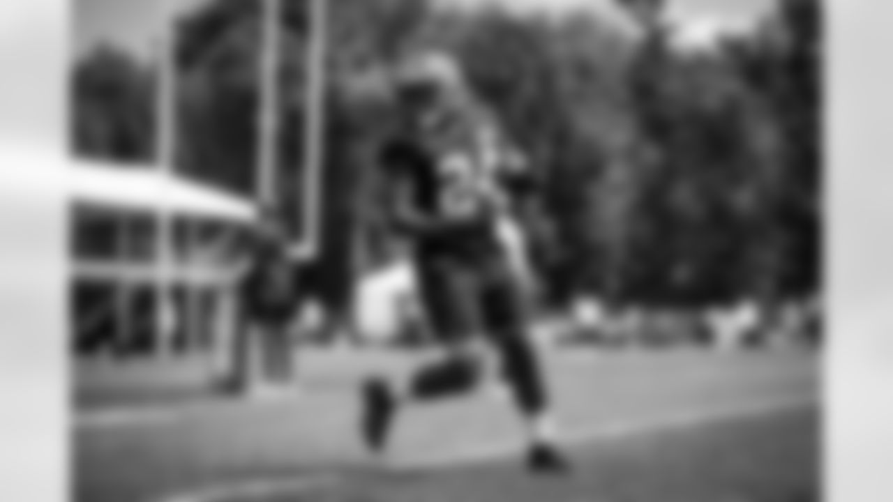 Running back Nick Chubb (24) during practice at CrossCountry Mortgage Campus on August 23, 2022.