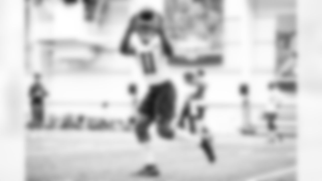 Wide receiver Donovan Peoples-Jones (11) during practice on November 25, 2020