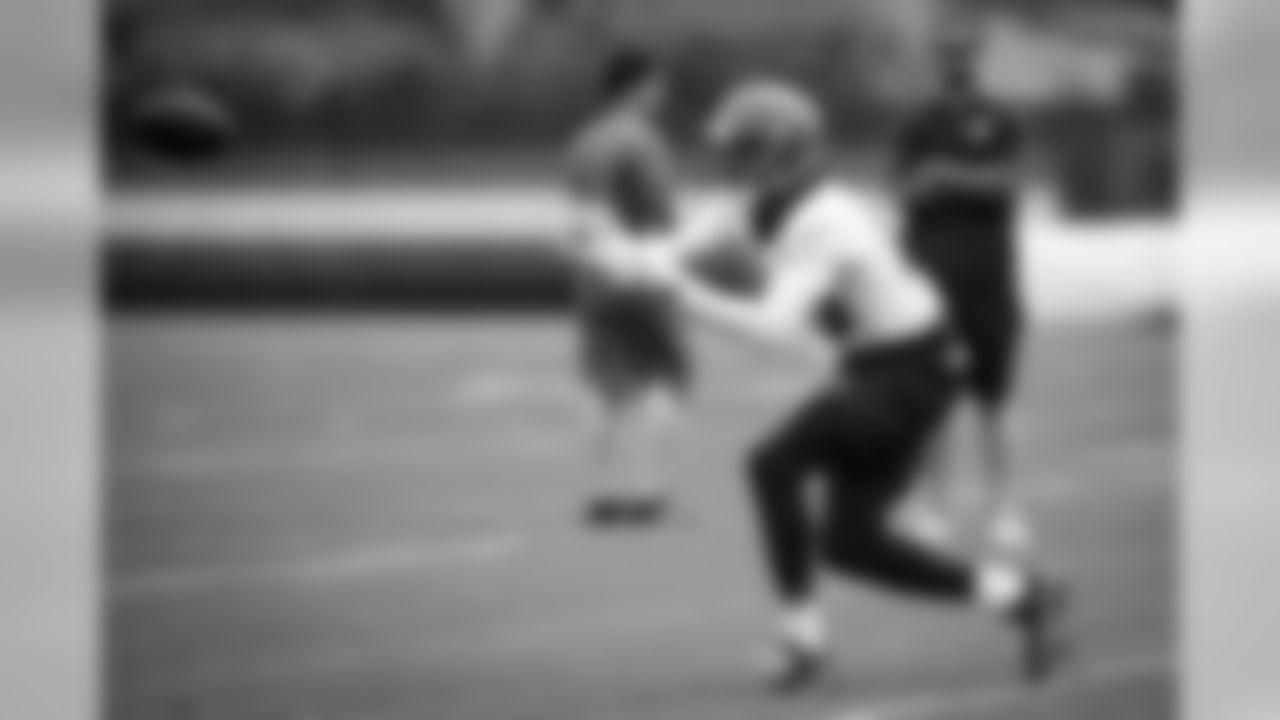 Wide receiver Jaelen Strong (10) during the fifth practice of OTAs on May 22, 2019.