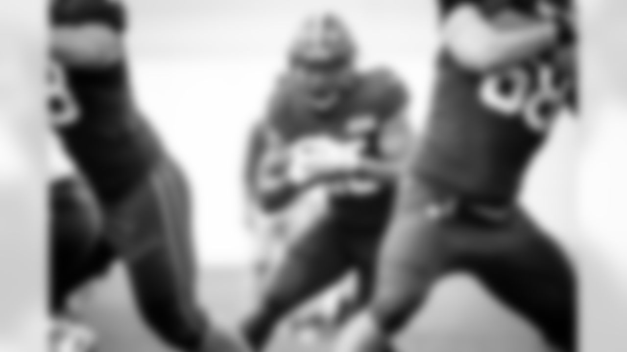 Running Back Dontrell Hilliard (25) during practice on August 24, 2020