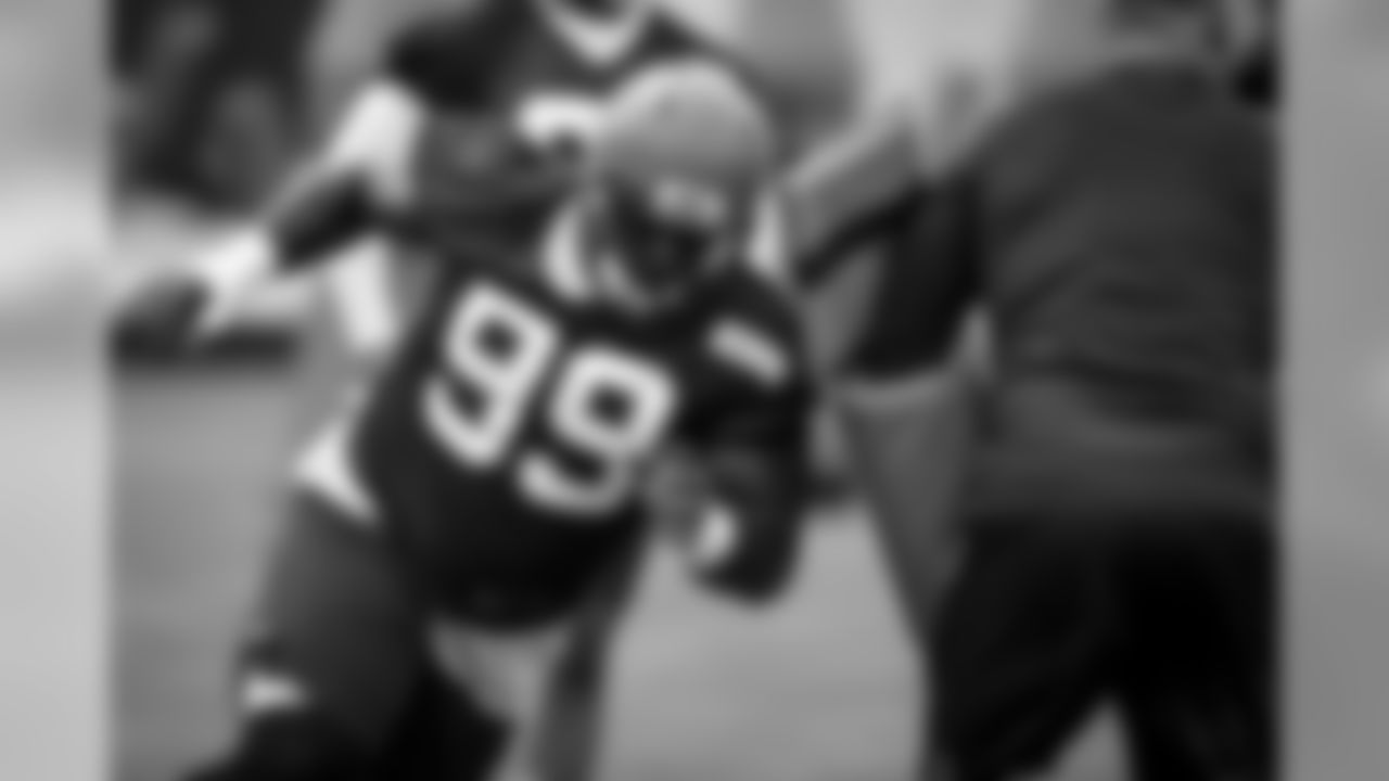 Defensive tackle Devaroe Lawrence (99) during the fifth practice of OTAs on May 22, 2019.