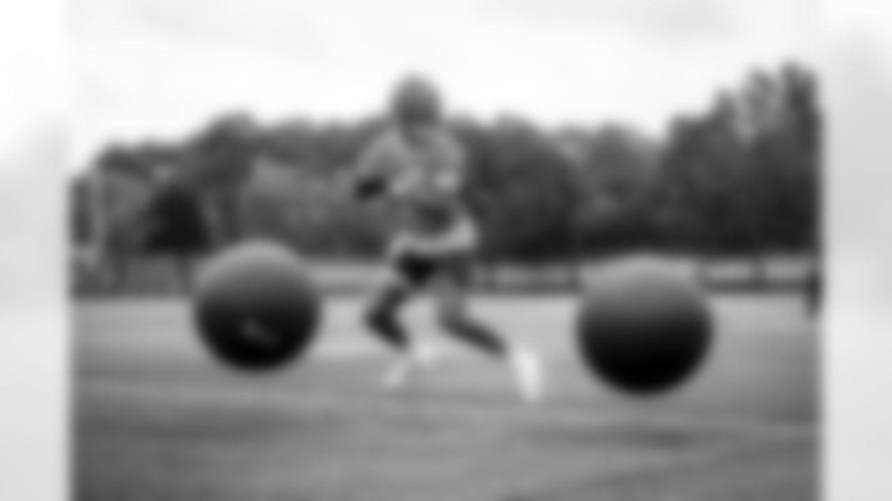 Quarterback Joshua Dobbs (15) during a field workout at CrossCountry Mortgage Campus on July 20, 2023.