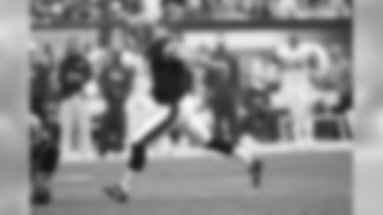 Phil Dawson