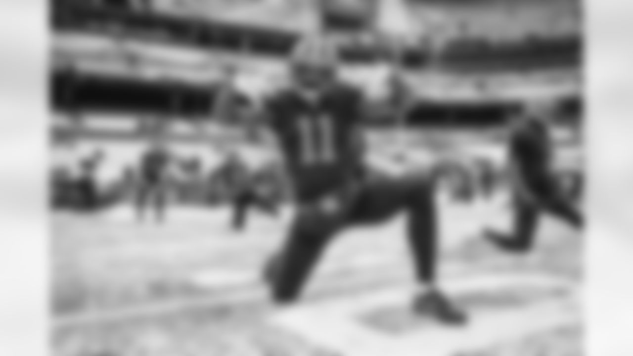 Wide receiver Donovan Peoples-Jones (11) before a NFL football game between the New Orleans Saints and Cleveland Browns on December 24, 2022 at FirstEnergy Stadium.