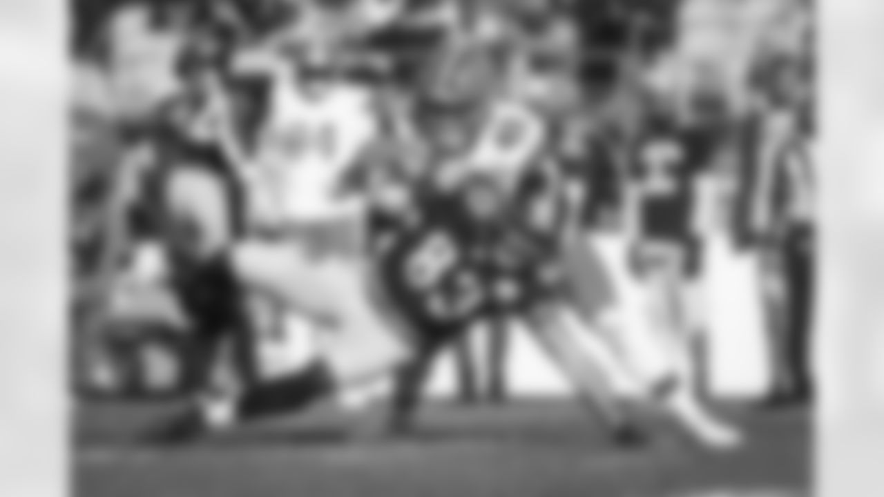 Linebacker Storey Jackson (49) during a NFL football game between the Cleveland Browns and Pittsburgh Steelers on January 8, 2023 at Acrisure Stadium.