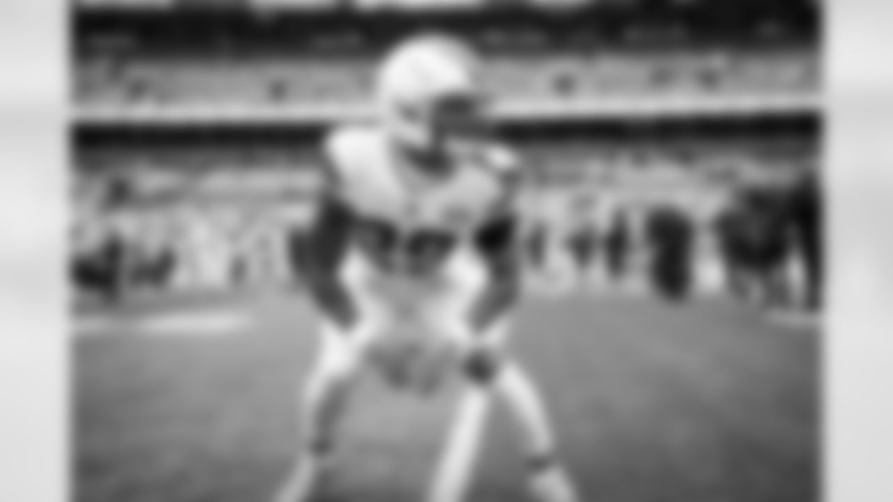 Cornerback Cameron Mitchell (29) before a NFL football game between the San Francisco 49ers and Cleveland Browns on October 15, 2023 at Cleveland Browns Stadium.