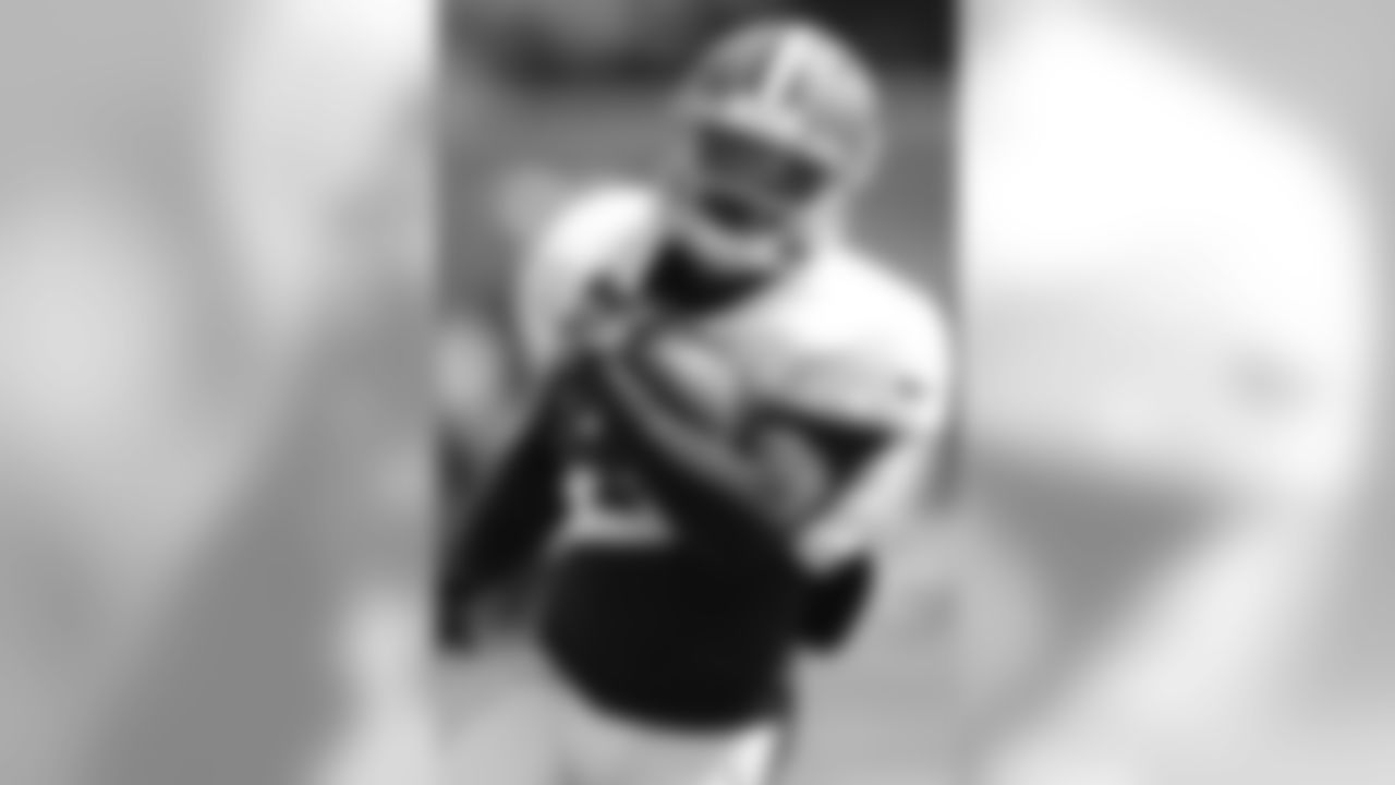 RB- Glenn Winston