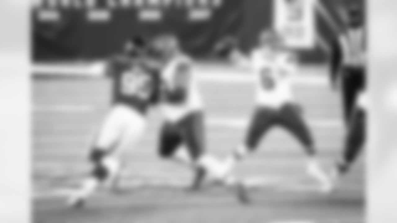 Center Nick Harris (53) during a NFL football game between the Cleveland Browns and New York Giants on December 20, 2020 on Sunday Night Football at MetLife Stadium. The Browns won 20-6.