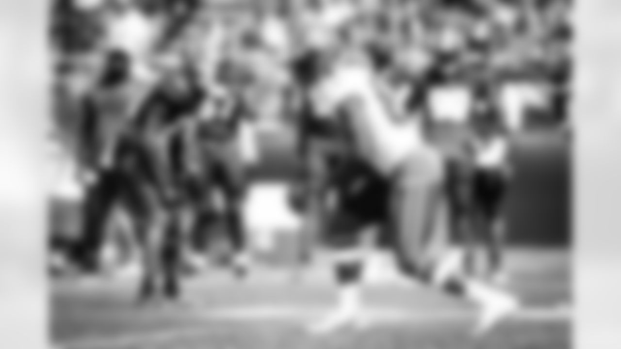 Wide receiver Jarvis Landry (80) during the seventh day of training camp on August 4, 2021.