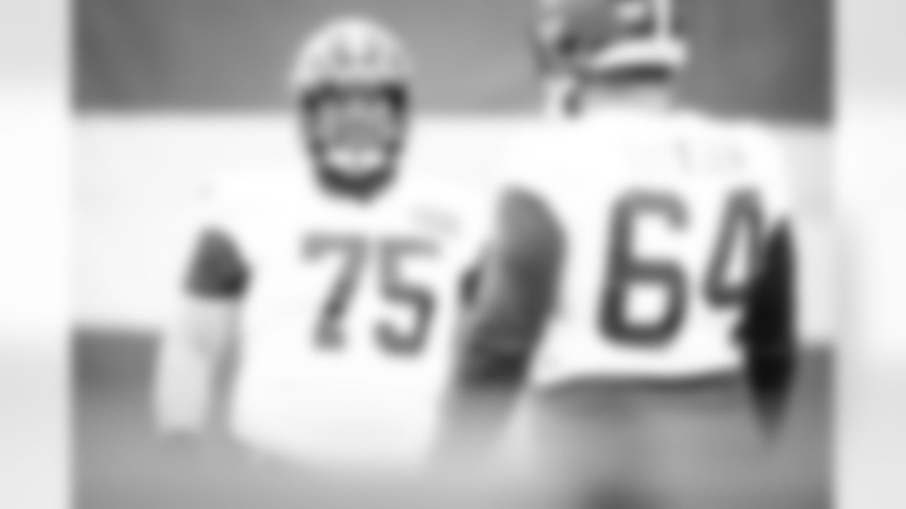 Offensive guard Joel Bitonio (75) during practice on October 14, 2020