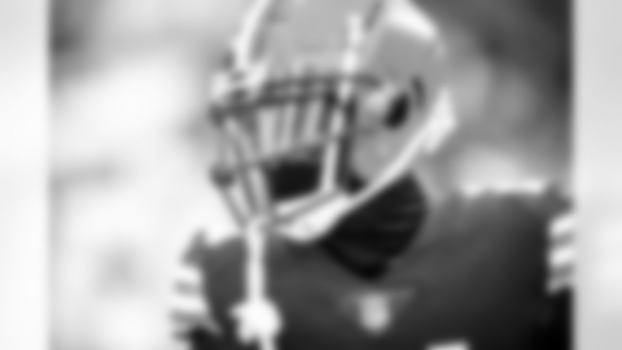 Cornerback Denzel Ward (21) before a NFL football game between the Detroit Lions and Cleveland Browns on November 21, 2021 at FirstEnergy Stadium. The Browns won 13-10.