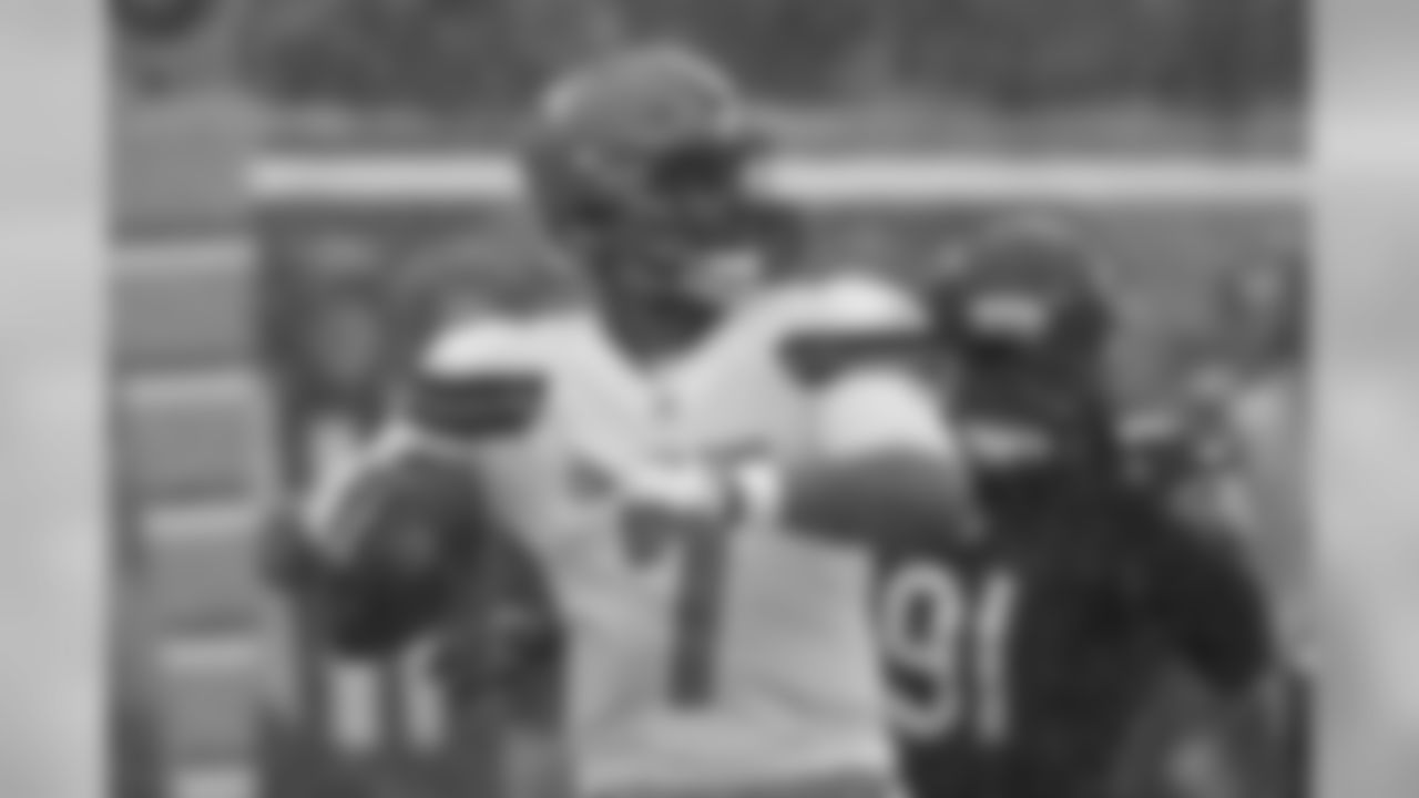 QB DeShone Kizer looks to pass.