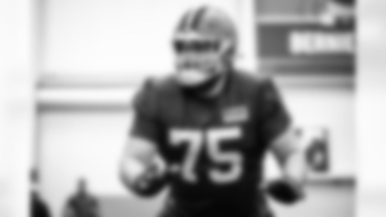 Offensive guard Joel Bitonio (75) during practice at CrossCountry Mortgage Campus on December 15, 2022.