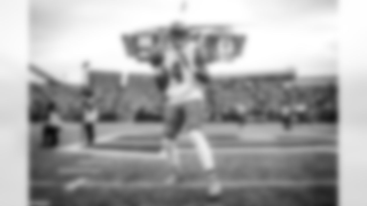 Quarterback Deshaun Watson (4) before a NFL football game between the Cleveland Browns and Cincinnati Bengals on December 11, 2022 at Paycor Stadium. The Browns lost 23-10.