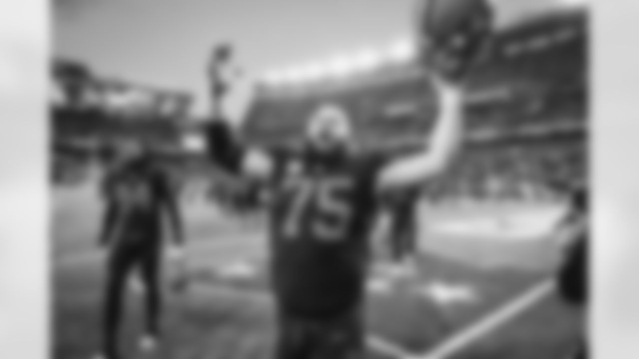 The Browns celebrate after a win over the Tampa Bay Buccaneers on November 27, 2022 at FirstEnergy Stadium.