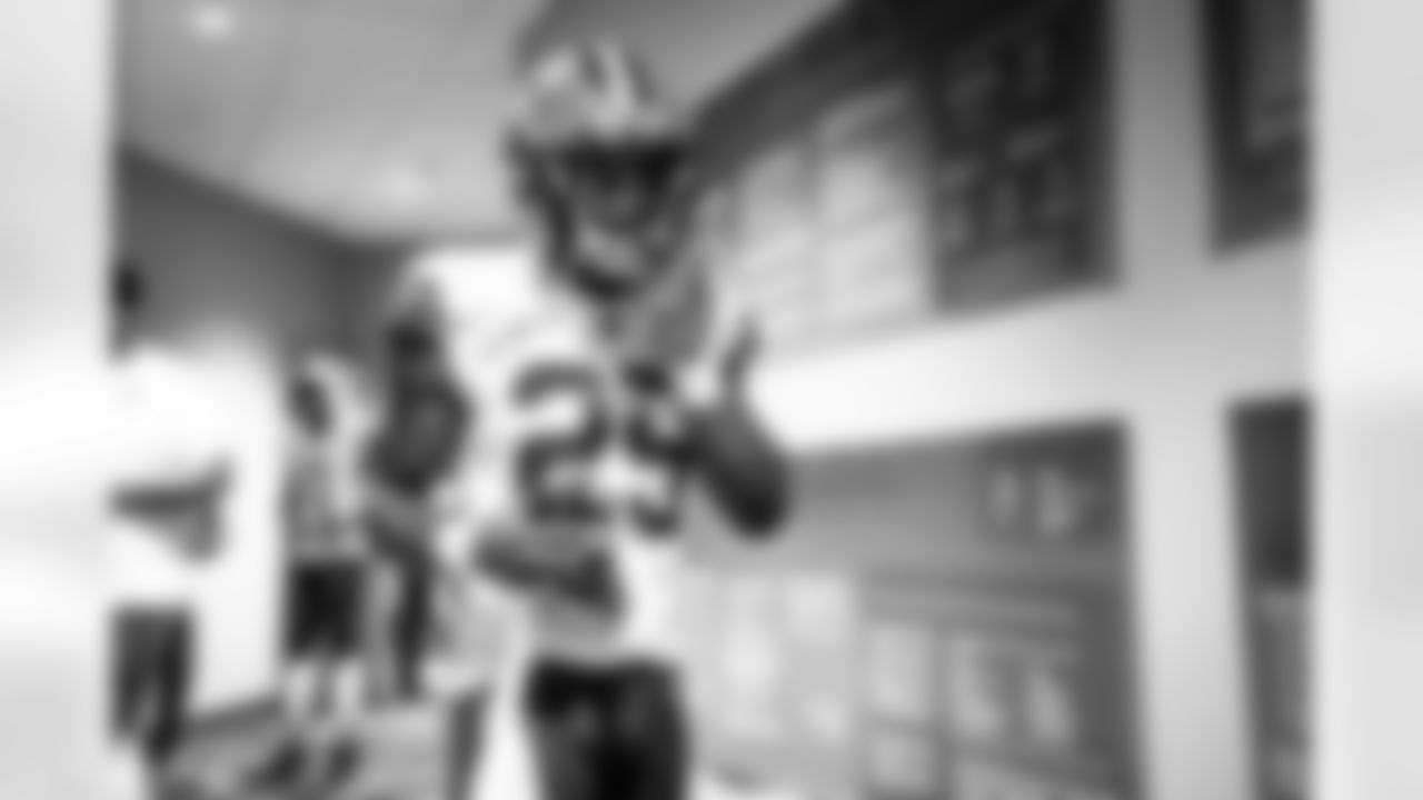 Running back Demetric Felton (25) before a preseason NFL football game between the Cleveland Browns and Jacksonville Jaguars on August 14, 2021 at TIAA Bank Field. The Browns won 23-13.