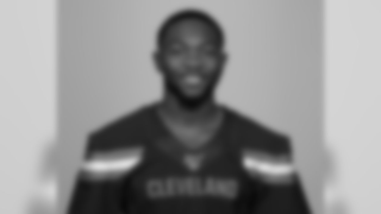 Safety Eric Murray (22)