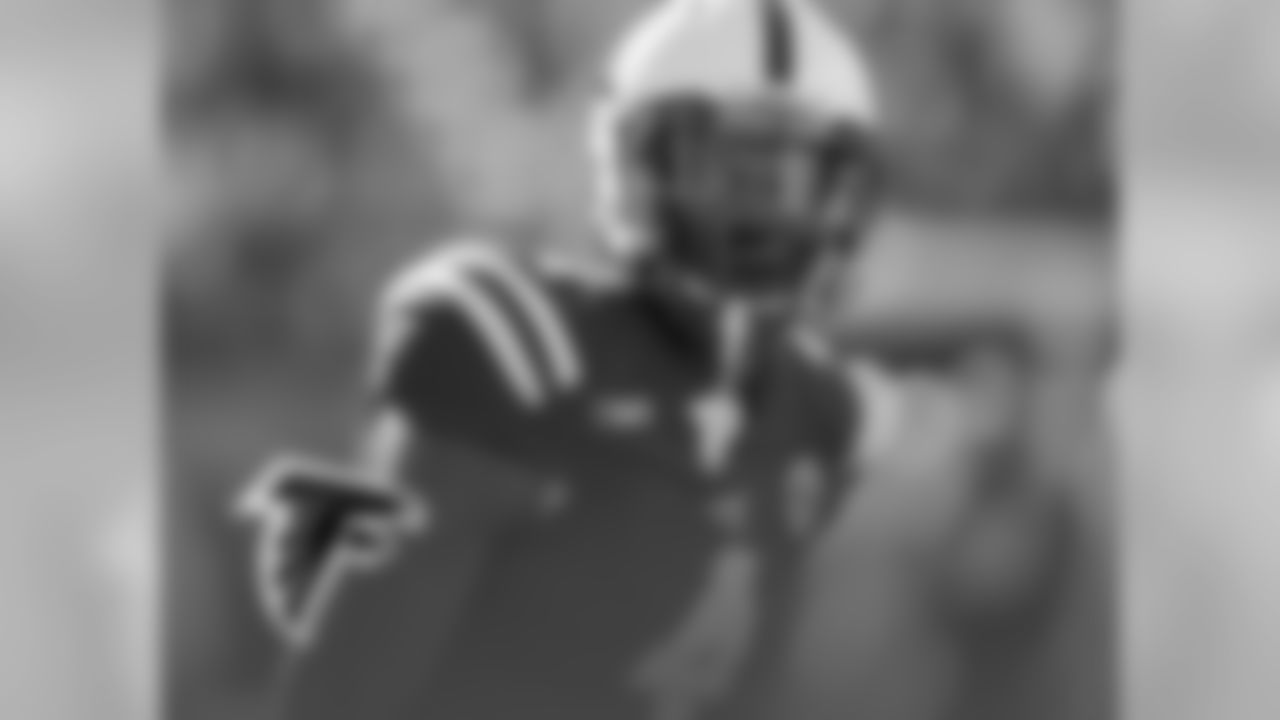 Round 1 – Pick 8 – LB Randy Gregory