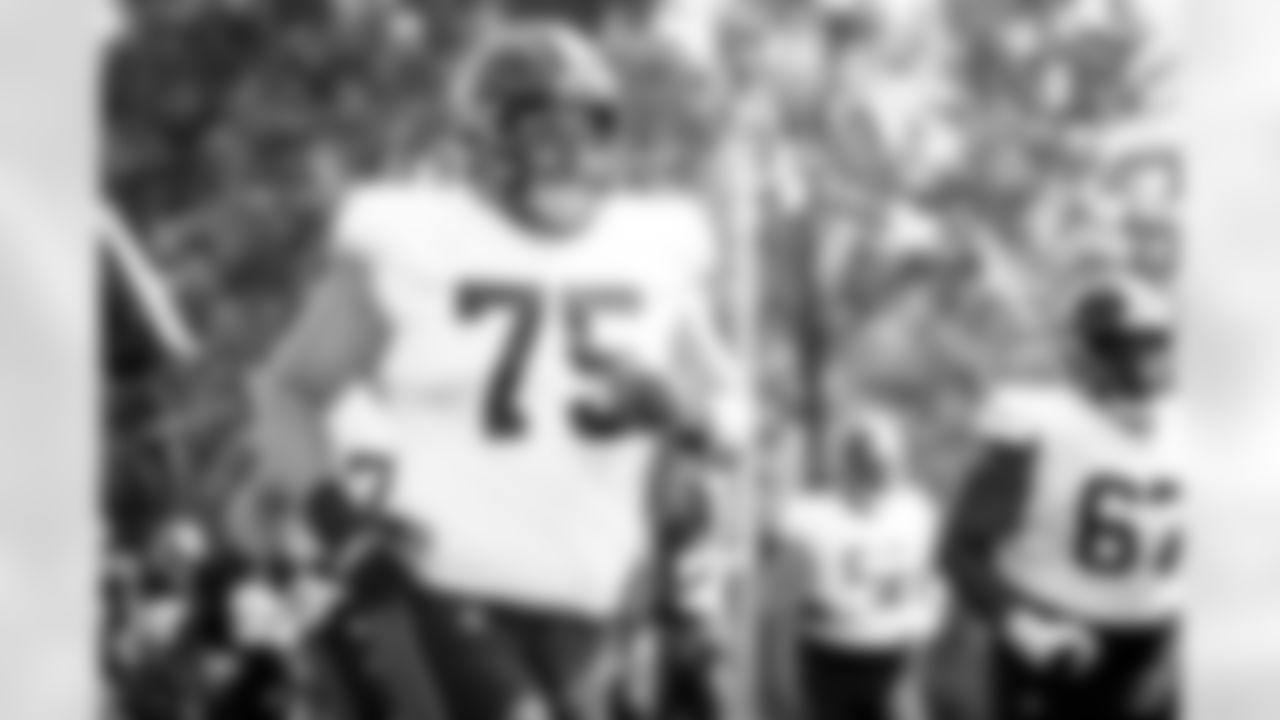 Offensive guard Joel Bitonio (75) during the sixth day of training camp on August 3, 2021.