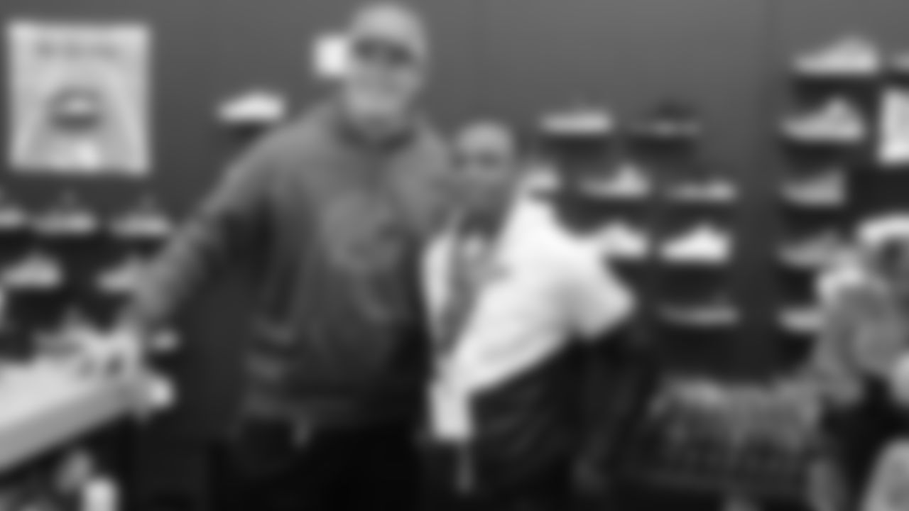 121819-shop-pro-19