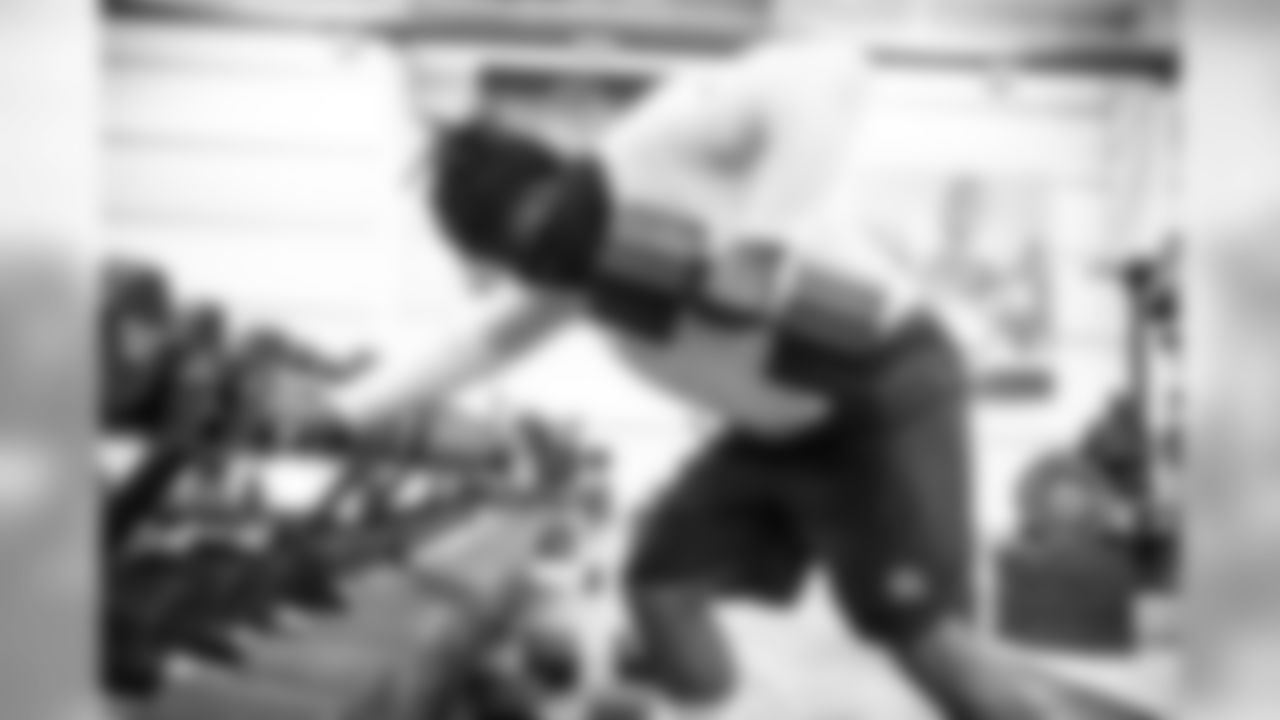 Defensive tackle Sheldon Richardson (98) during workouts on August 11, 2020