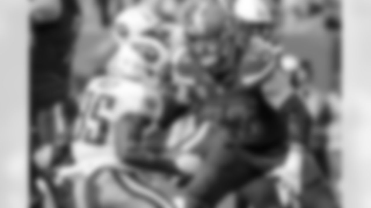 Joe Thomas