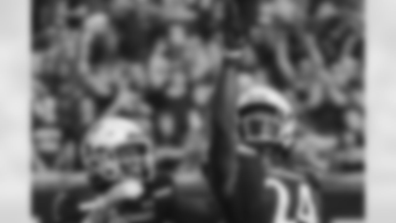 Cincinnati running back Jerome Ford (24) scores a touchdown during the second half of an NCAA college football game against Murray State Saturday, Sept. 11, 2021, in Cincinnati. (AP Photo/Jeff Dean)